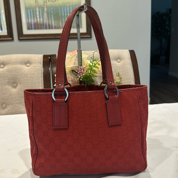Authentic Gucci shoulder bag - Picture 1 of 11